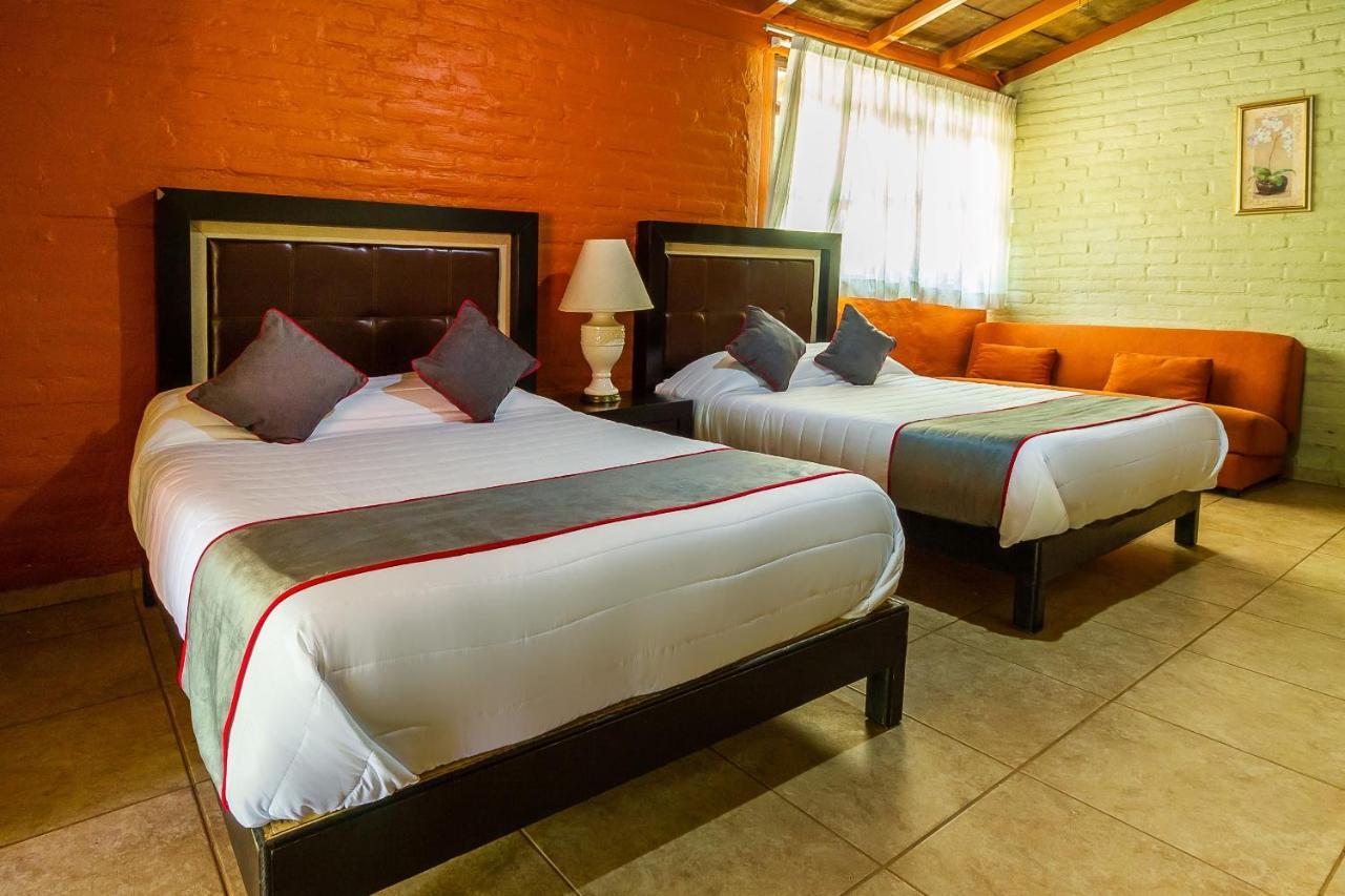 Hotel Hacienda Coyotes Zapotlanejo Exteriör bild